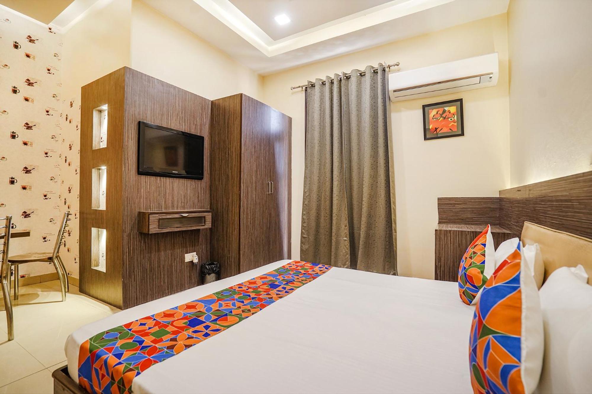 Fabhotel Rivlet Premium New Delhi